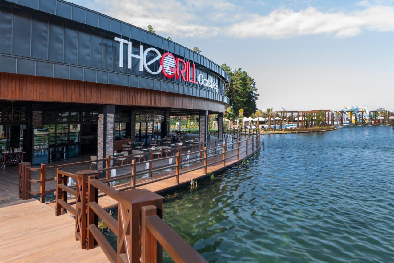 Hotel Elite World Grand Sapanca Exterior foto The Grill